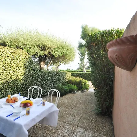 Apartment Les Jardins De La Mer-2 By Interhome *