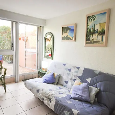 Apartment Les Jardins De La Mer-2 By Interhome Cavalaire-sur-Mer